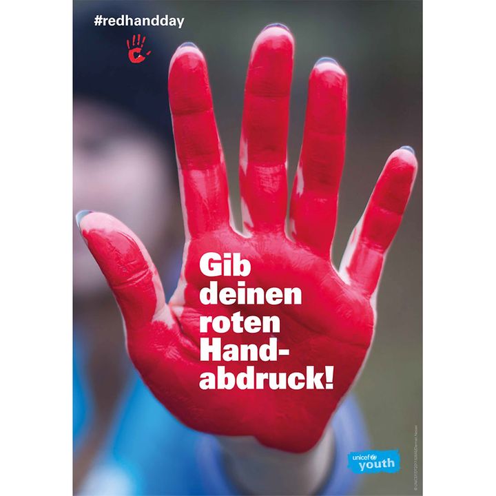 Mehr über den Artikel erfahren Aktion zum Red Hand Day vom Friedensbündnis Mannheim mit Lebenslaute BaWü